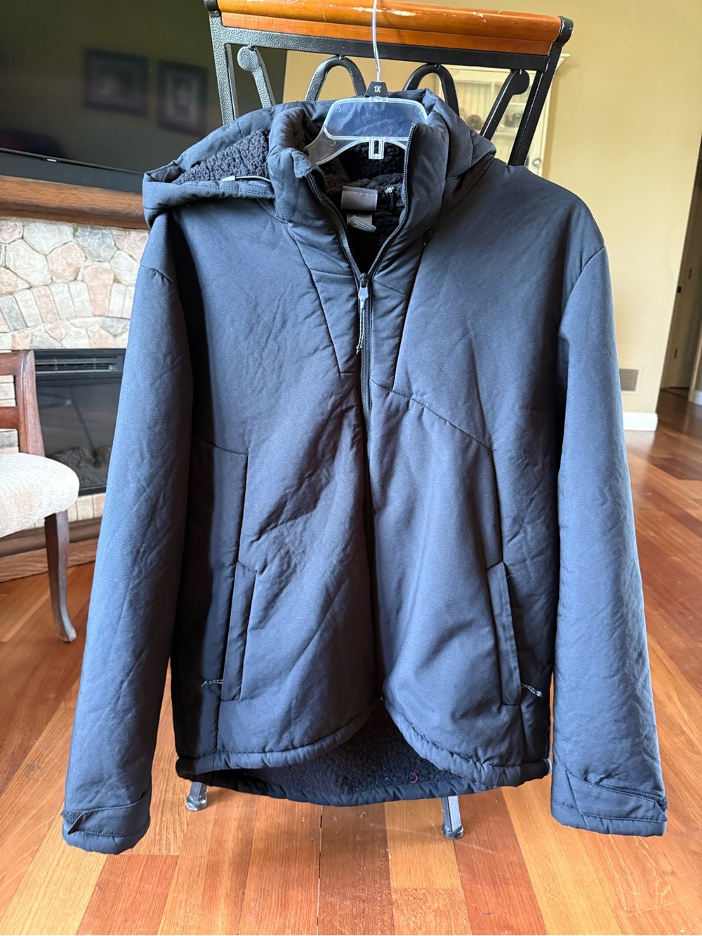 Champion Men's Black Hooded Puffer Jacket coat